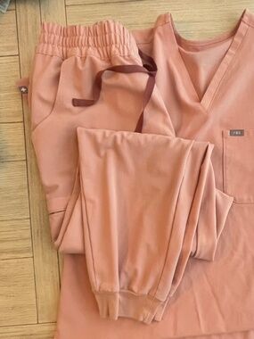 Figs Scrub pants, XLT, pink sand